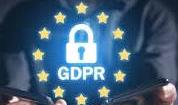 Lucchetto GDPR sullo sfondo delle stelle europee